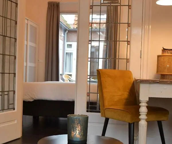 Hotel Steeds Aan Zee Aparthotel 4*