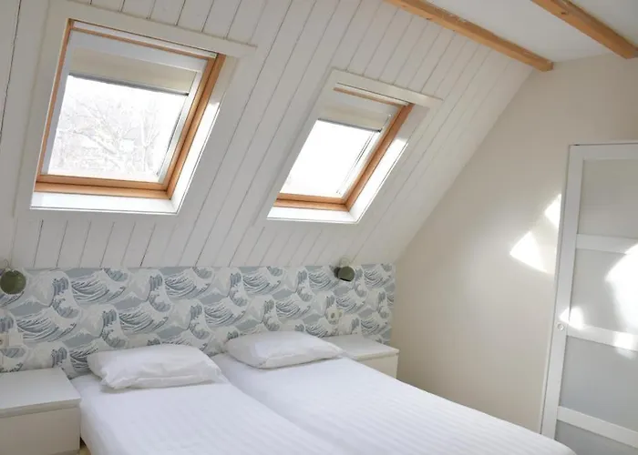 Steeds Aan Zee Apart Otel 4*