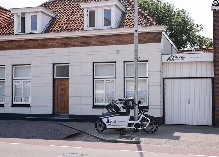 Apartahotel Steeds Aan Zee 4*