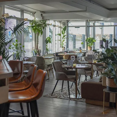 Aparthotel Hotel Steeds Aan Zee