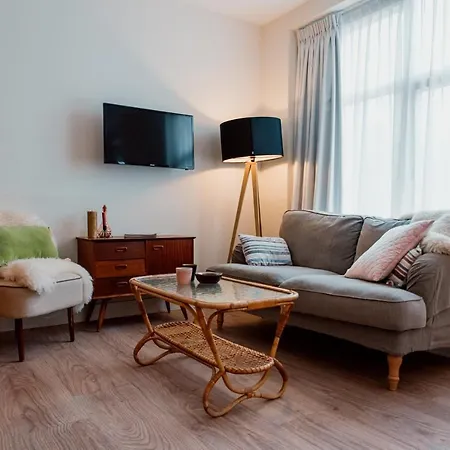 Hotel Steeds Aan Zee Aparthotel 4*